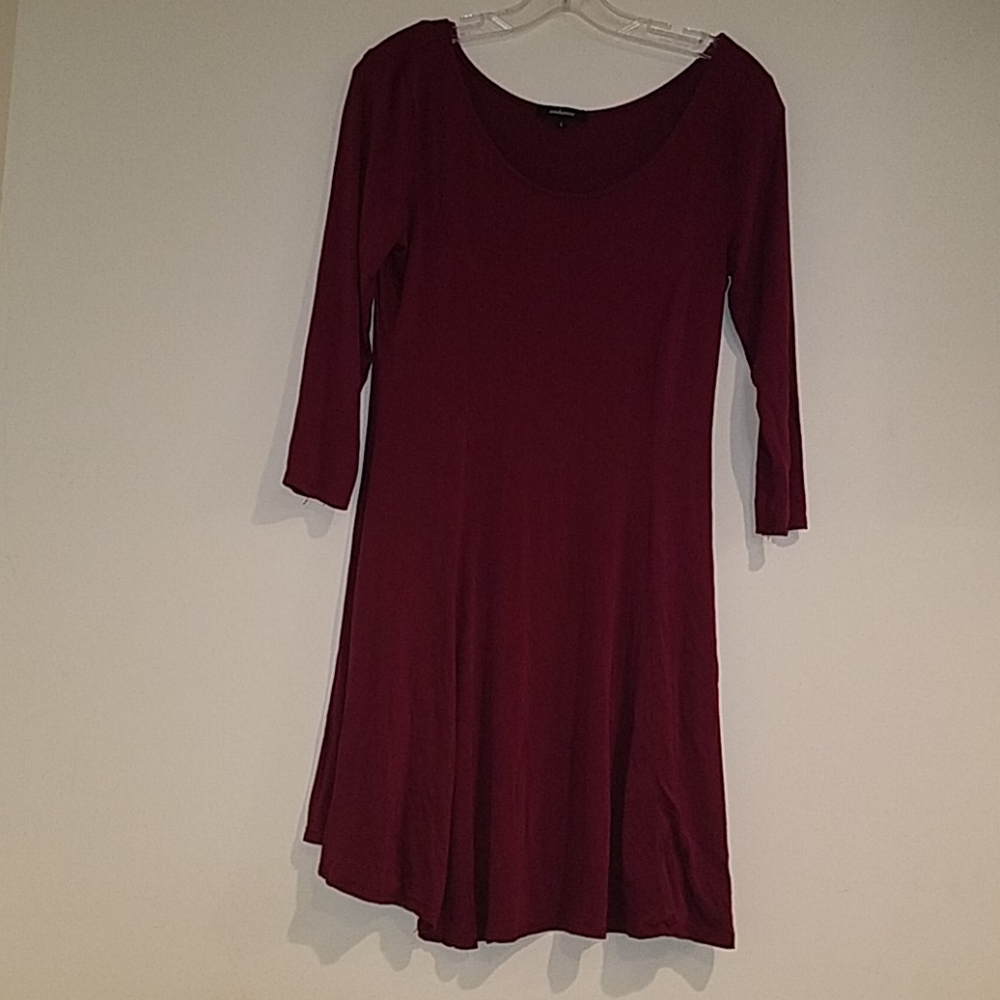 Burgundy 3/4 Sleeve Jersy Dress